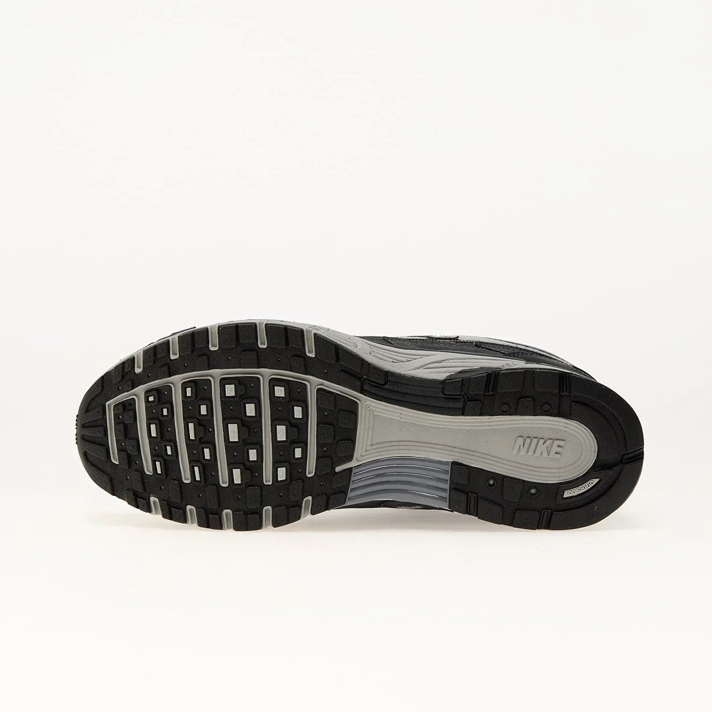 Nike P-6000