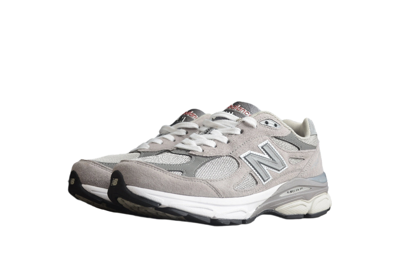 New Balance 990v3