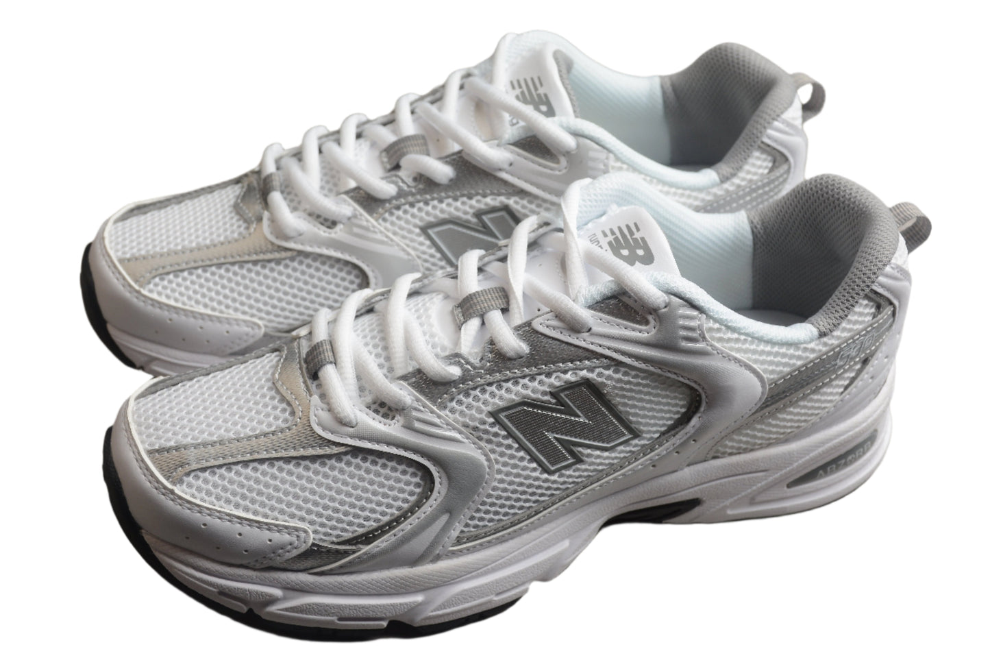 New Balance 530