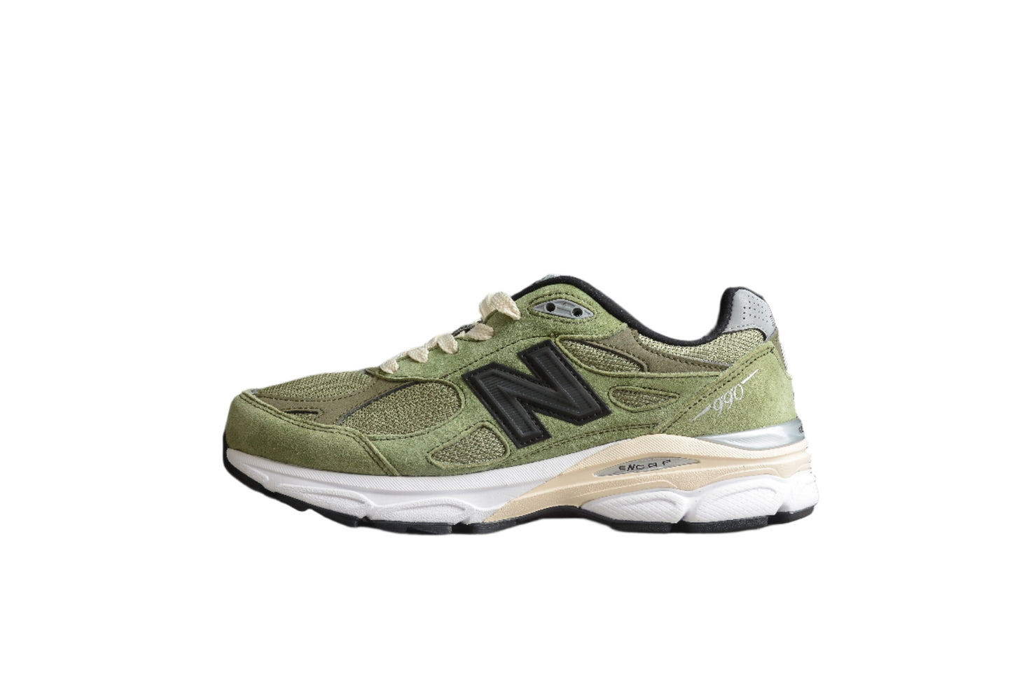 New Balance 990v3