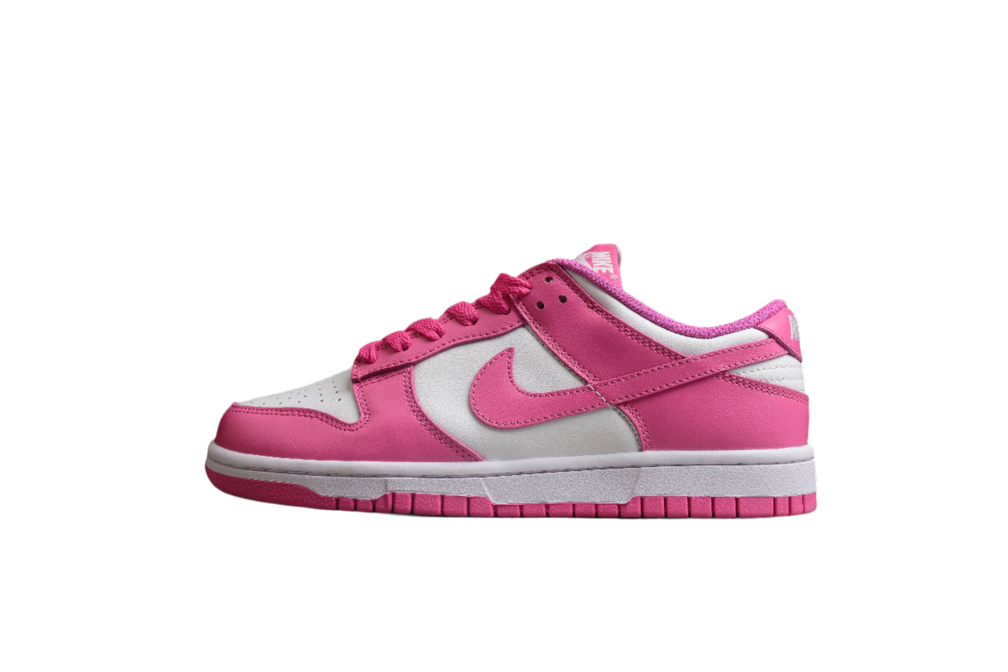 Nike Dunk Low  SB