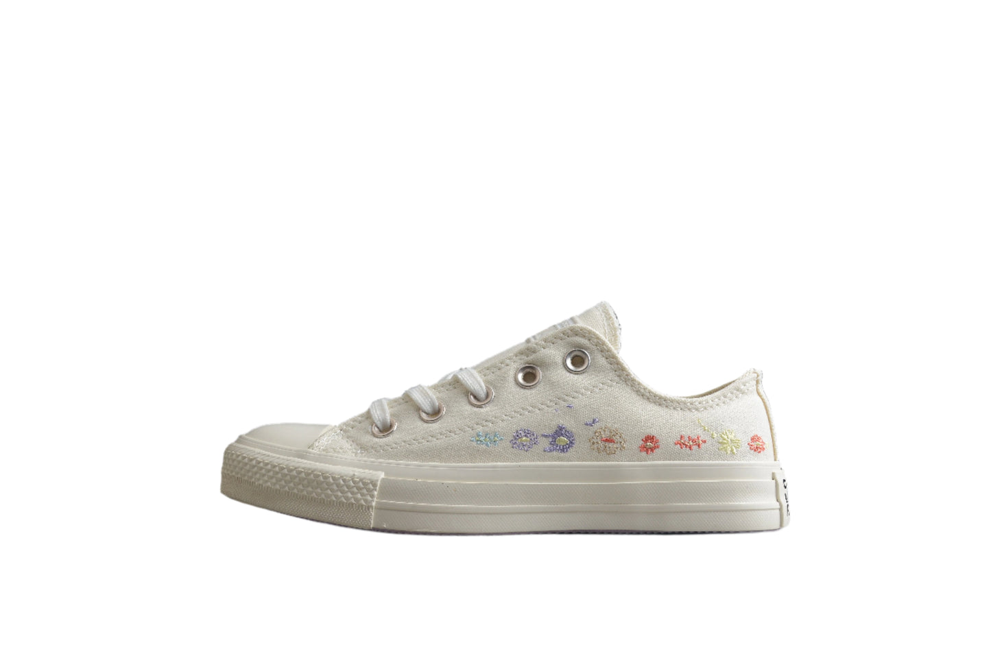 Converse Chuck Taylor All Star "Embroidered Floral"