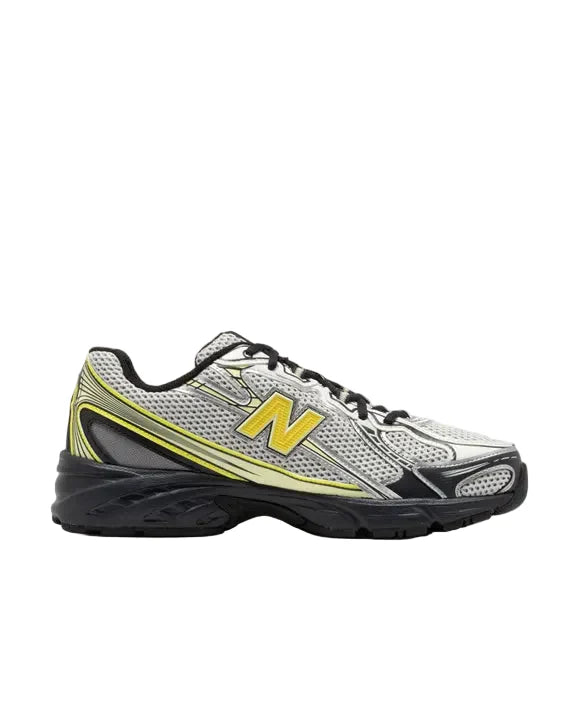 New Balance 740
