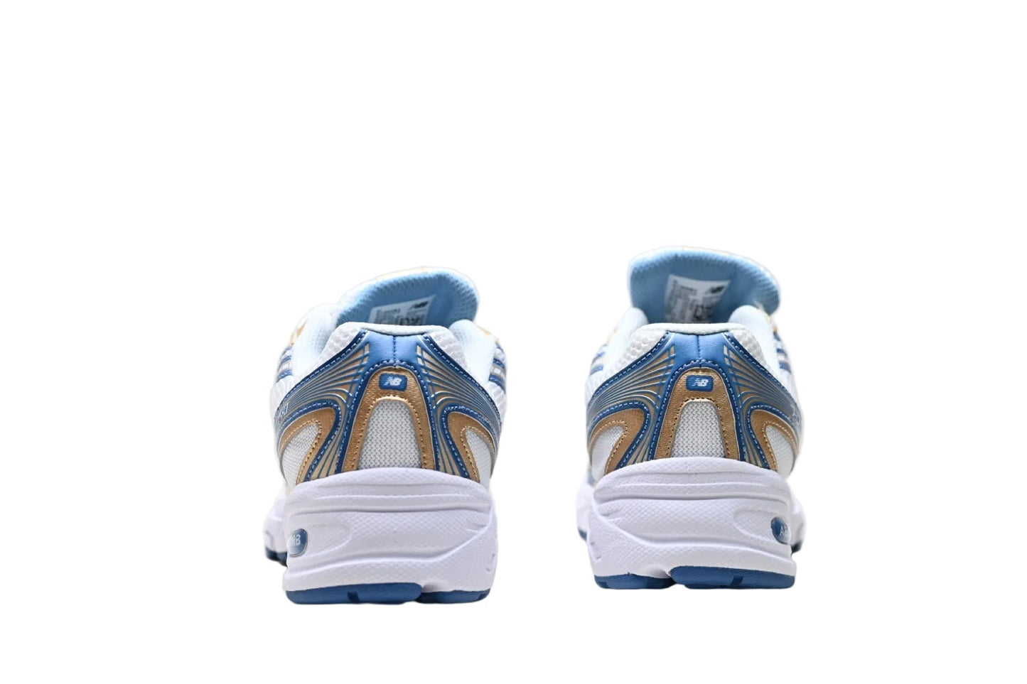 New Balance 740