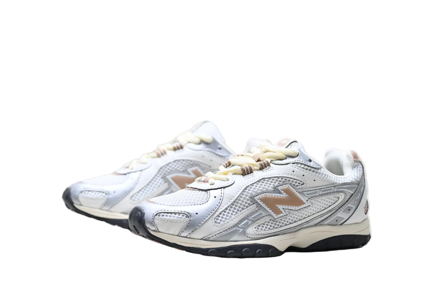 New Balance 204L