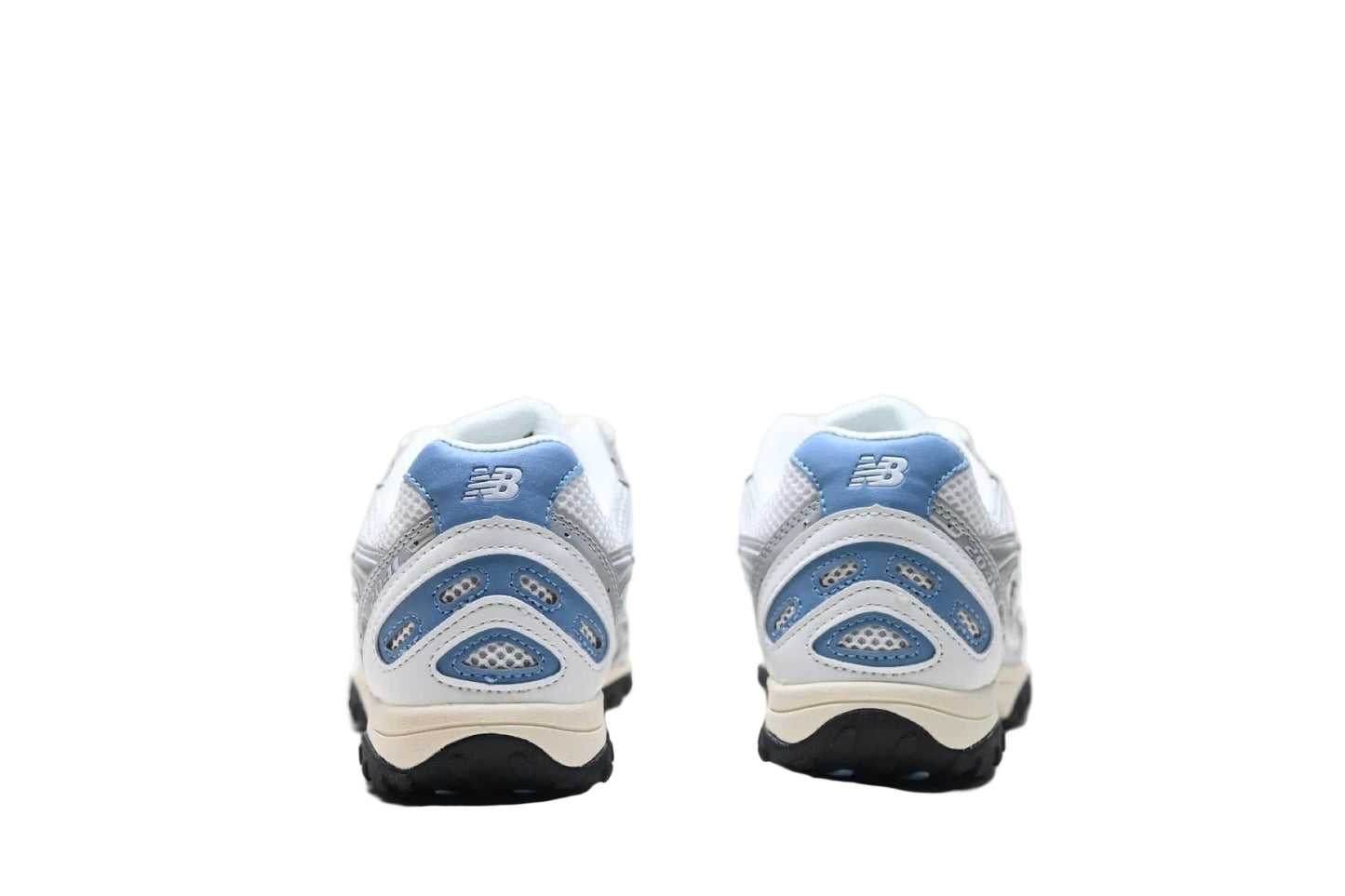 New Balance 204L
