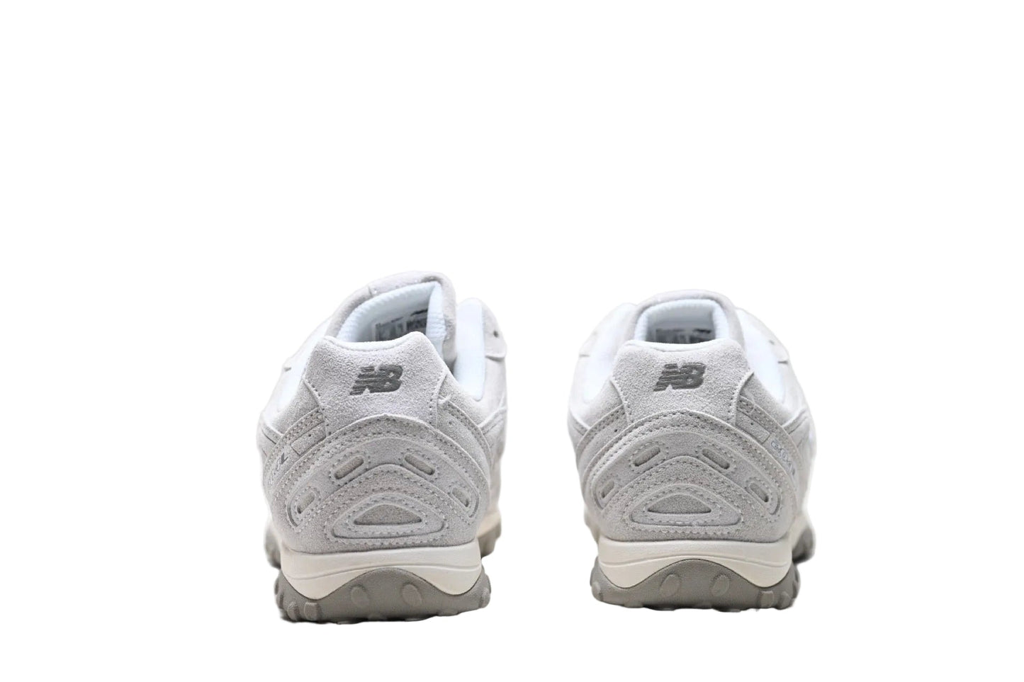 New Balance 204L
