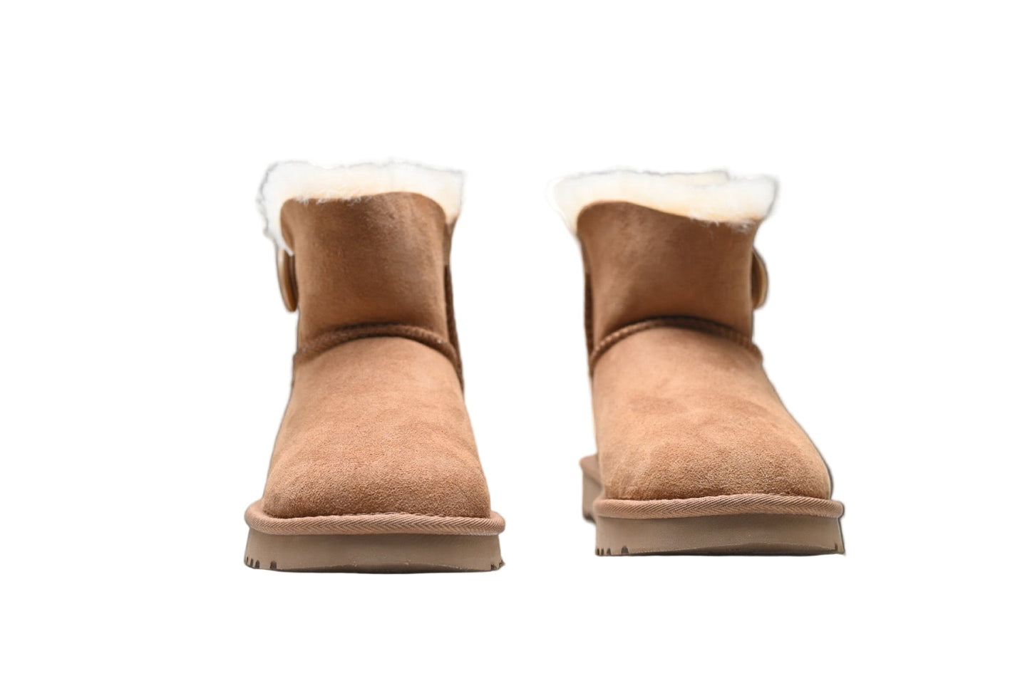 UGG Mini Bailey Button II