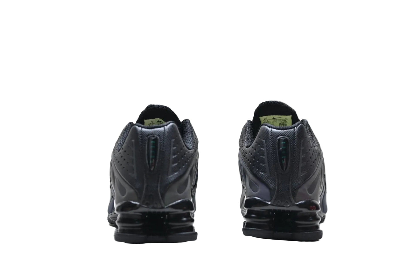 Nike Shox R4