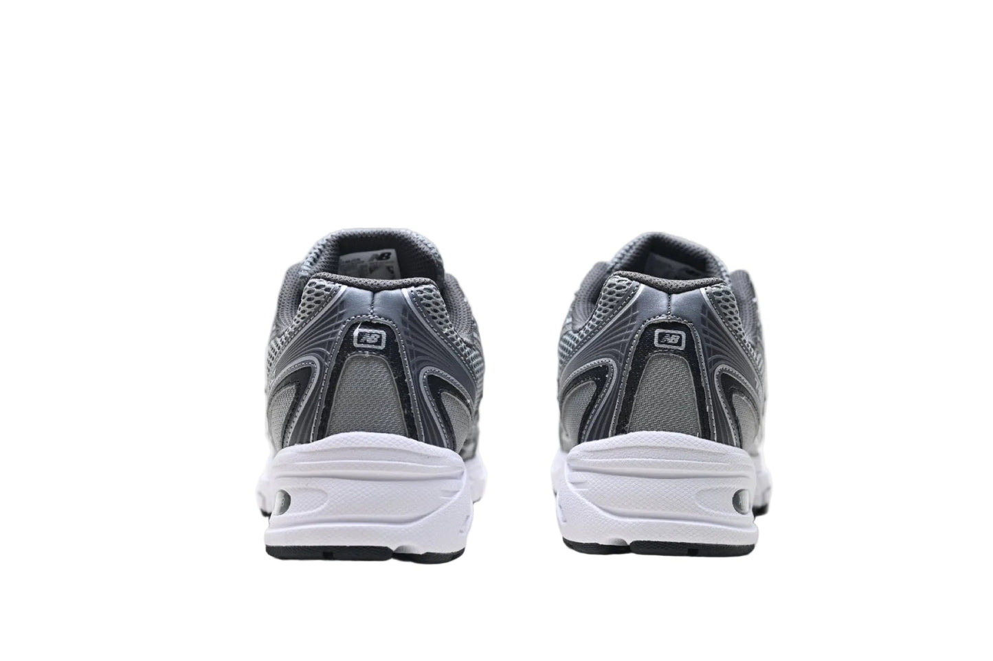 New Balance 740