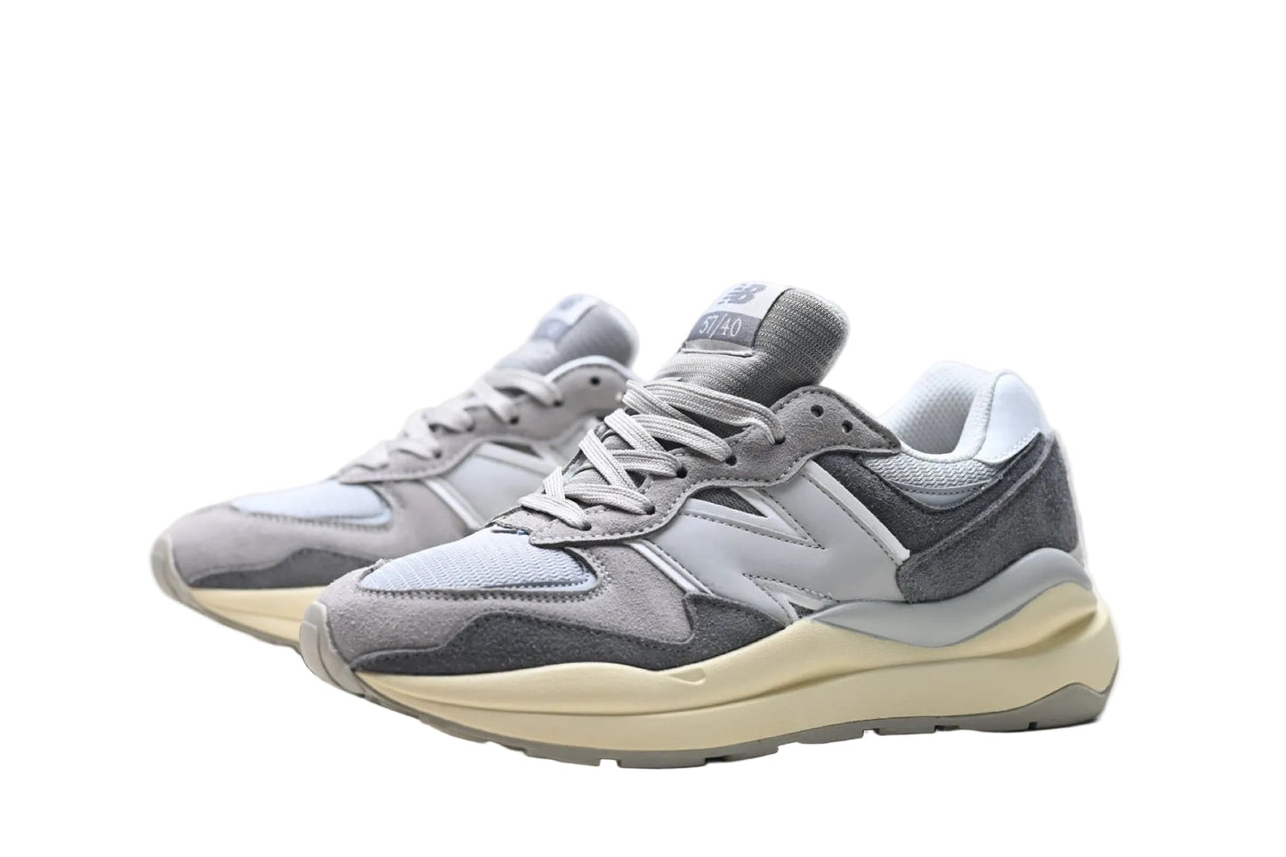New Balance 5740