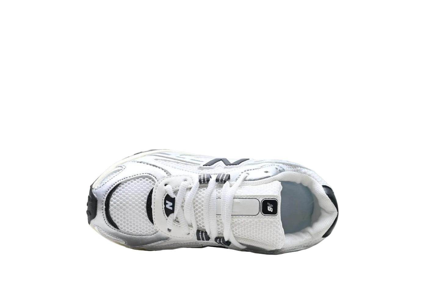 New Balance 204L