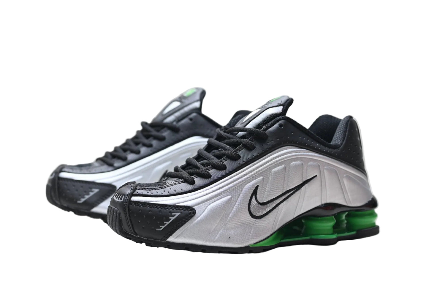 Nike Shox R4