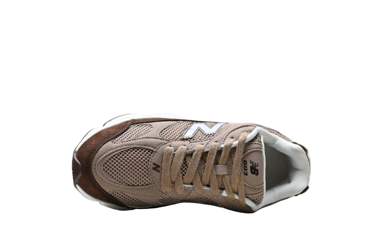 New Balance 603
