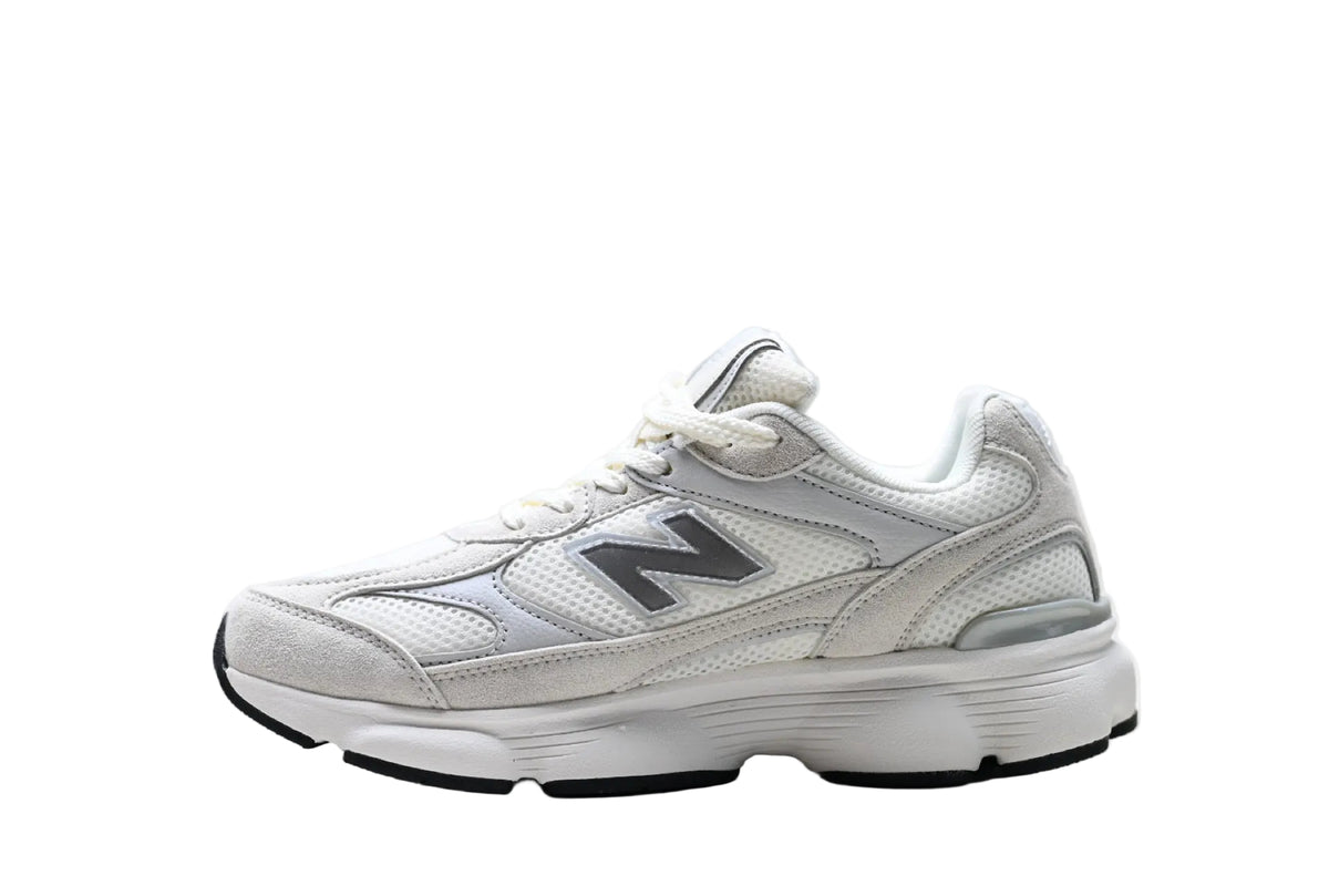 New Balance 603