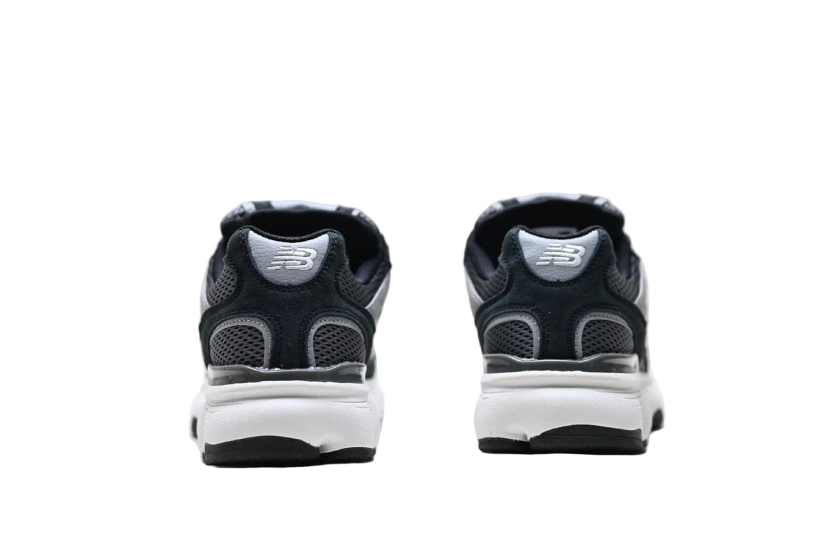 New Balance 603
