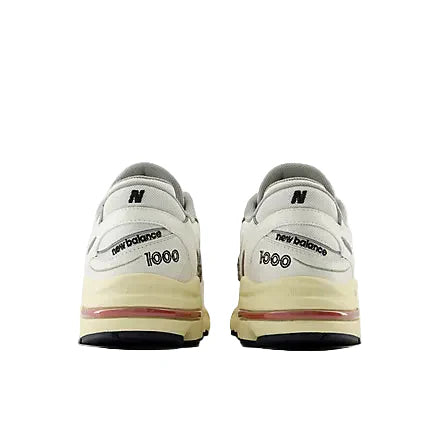 New Balance 1000