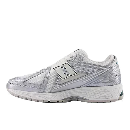 New Balance  1906R