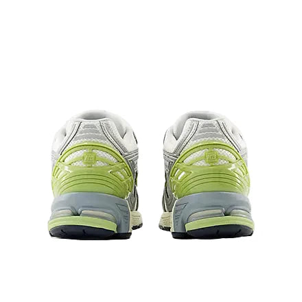 New Balance  1906R