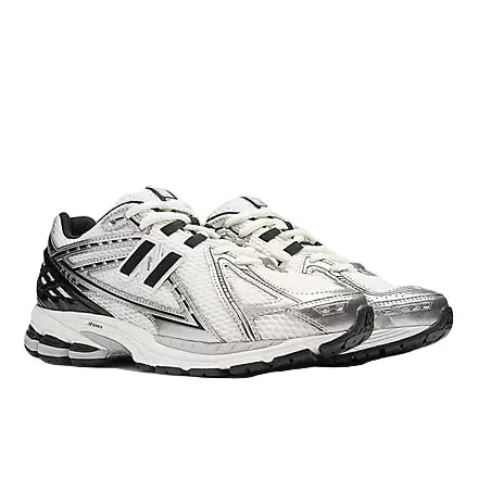 New Balance  1906R