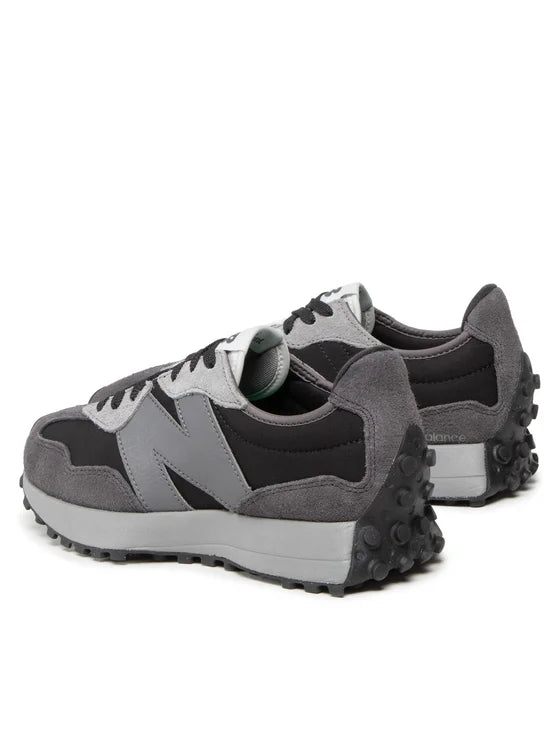 New Balance 327